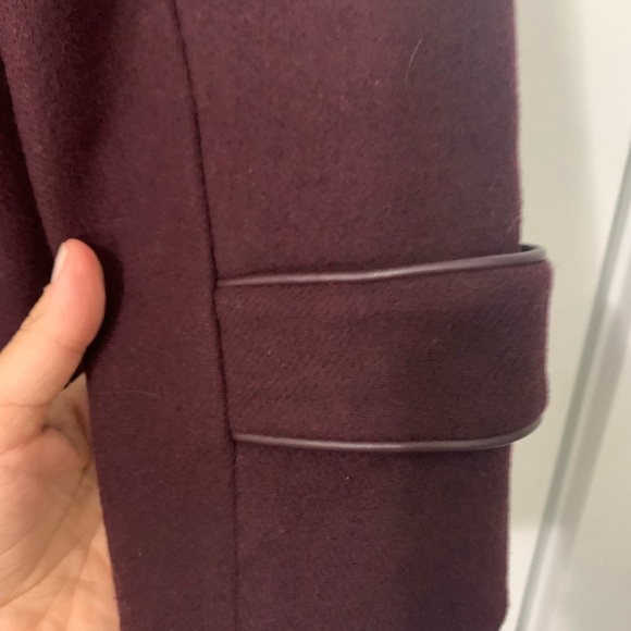Vince Camuto Burgundy Wool Coat. size Small - Picture 9 of 13